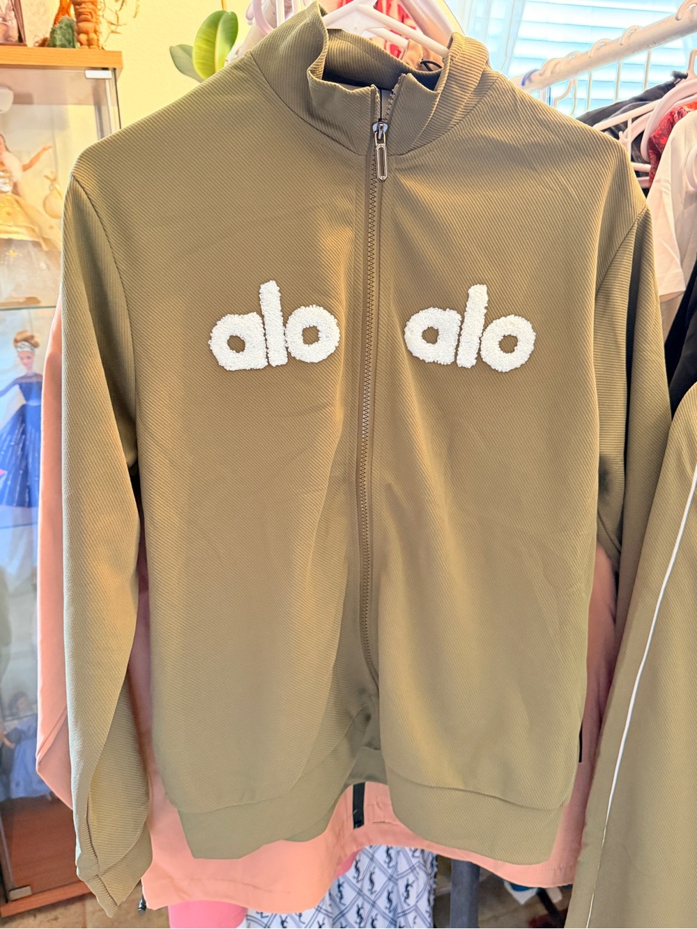 ALO AirPort outfit set. Olive Green Zip-Up .